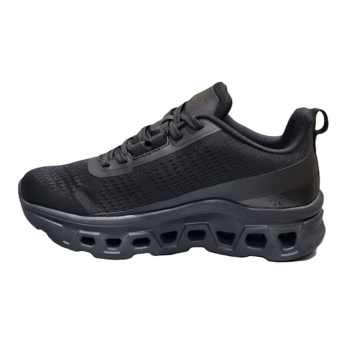 Hush Puppies Ladies Maxene Sneaker-Black HPL01354BKBK.