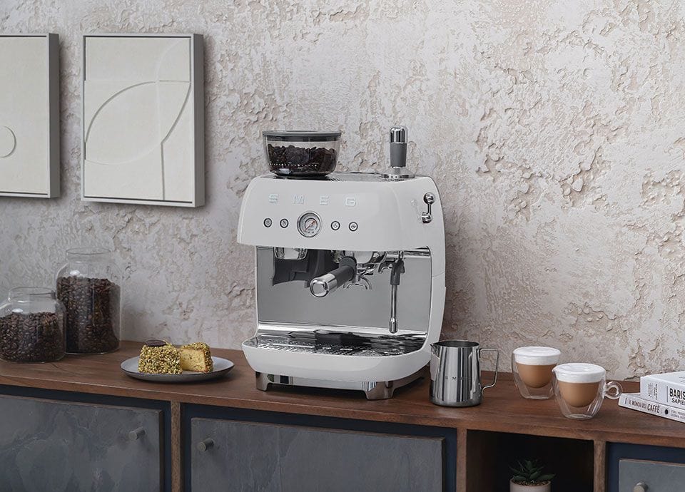 Smeg 50's Style Espresso Manual Coffee Machine Cream EGF03CREU for Sale -  ✔️View Prices Online