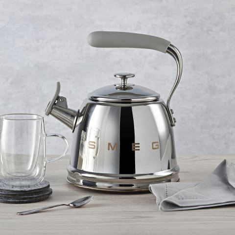 smeg KETTLE Smeg Whistling Kettle, 2.3 Litre Silver CKLW2001SS (7248183001177)