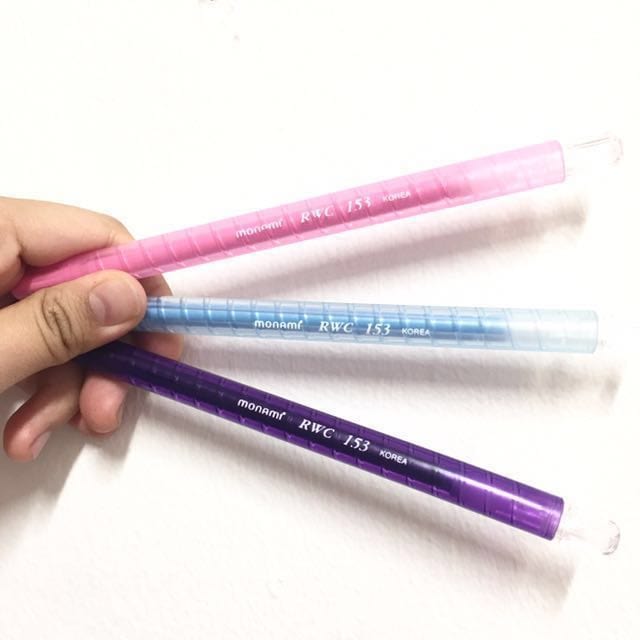 Stationary Tech & Office Monami Crayons 12 Colors Retractable (7345832919129)