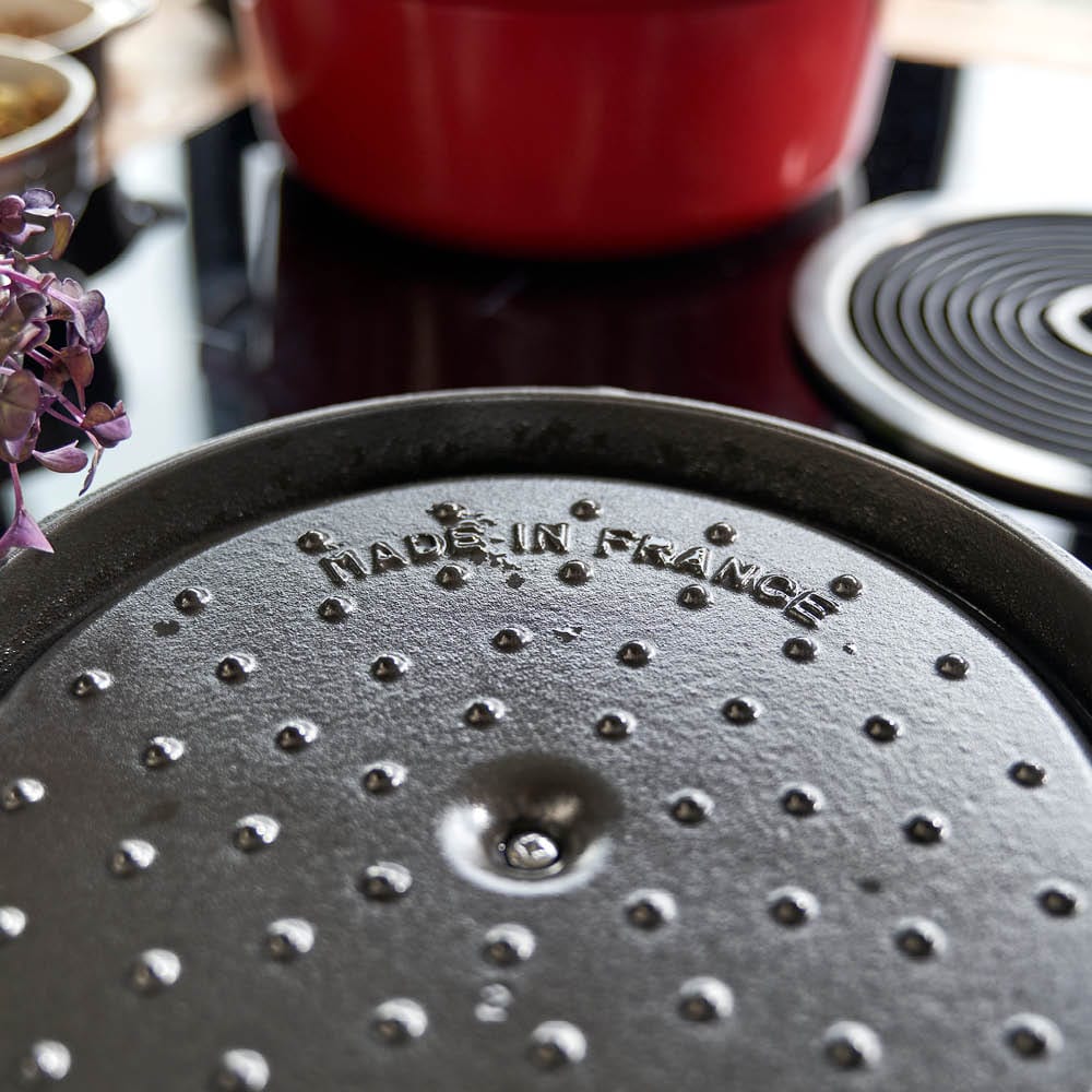 Staub Cast Iron Pots Staub La Cocotte 26cm Cast Iron Round Cocotte With Steamer, Cherry STB1133806 (7415188062297)