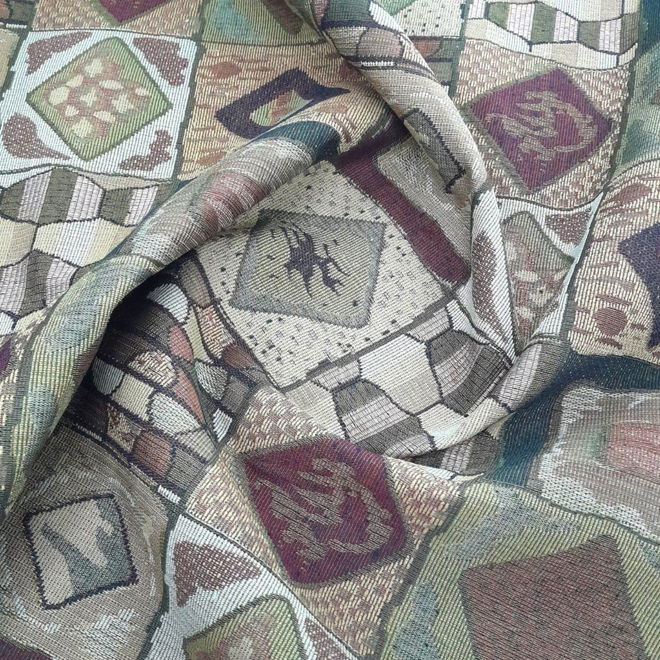 Sullies Upholstery Fabric Upholstery Barcelona Tapestry Fabric Zambezi 140 cm