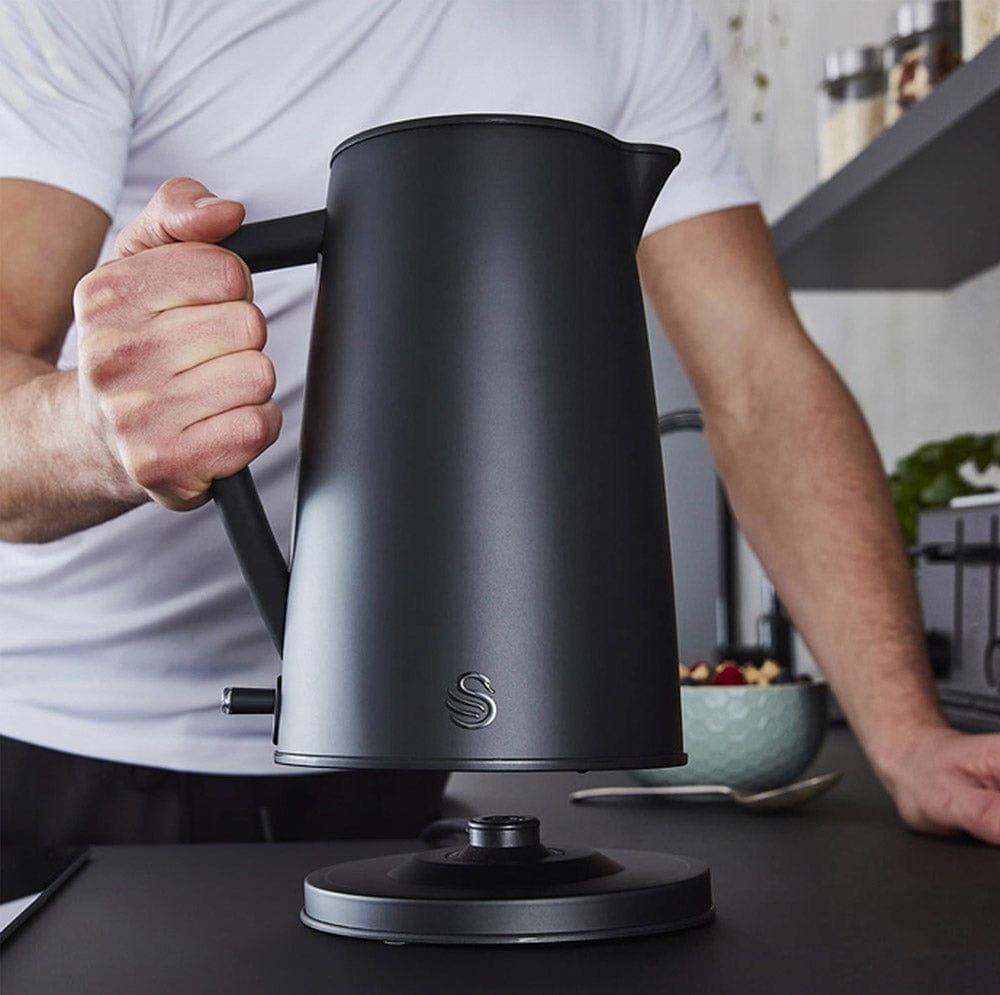 Swan KETTLE Swan Stealth 1,7 Litre Cordless Kettle Black SNK9G (7569017405529)