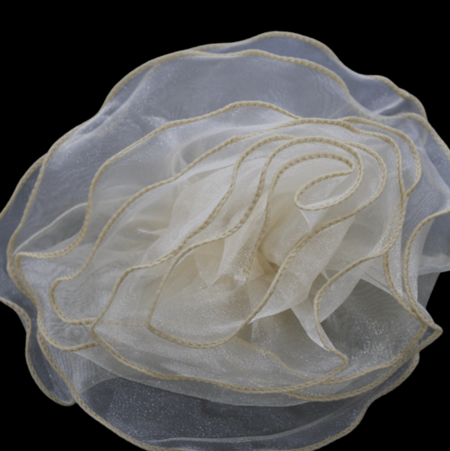 TRIMMINGS HABBY Beige 3D Flowers 3DF-51 (7772484862041)