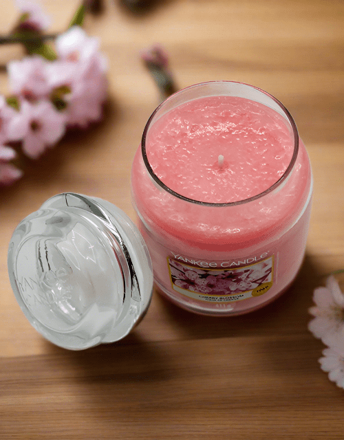 Yankee Candle Candle Yankee Candle Medium Jar Cherry Blossom 411g (6901662154841)