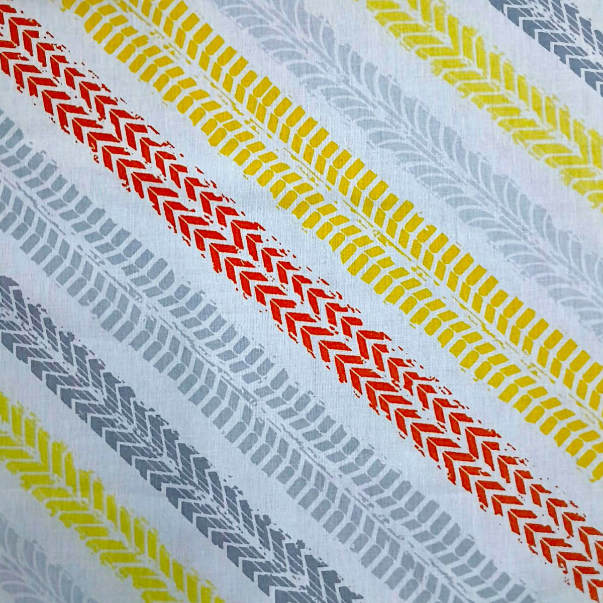 Fabric Printed 100% Cotton Percale Sheeting Monochrome Patterns 240 cm.