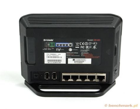 D-Link Tech & Office D-Link DIR-685 Xtreme N Storage Router and Photo Frame, 2.5" Drive Bay, 3.2" LCD, Draft 11n (4777361571929)