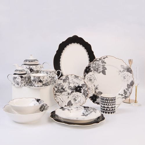 Jenna Clifford Side Plate Jenna Clifford Black Rose Dinner Plate Set of 4 (7140041818201)