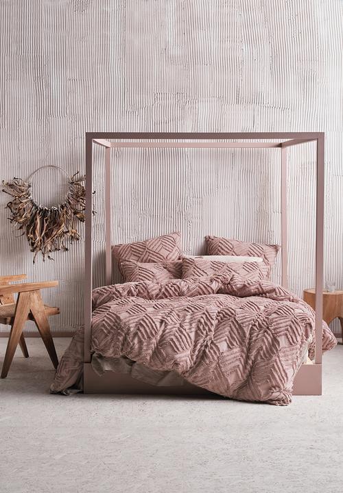 Linen House Duvet Cover Linen House Ramona Blush Duvet Cover Set (4711341555801)