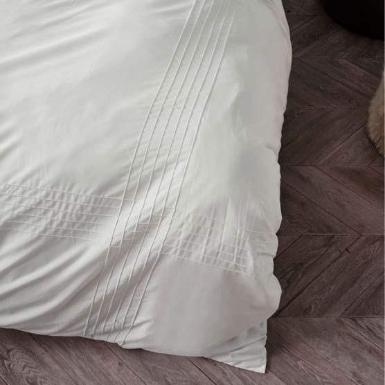 Linen House Duvet Cover Linen House White Mayfair Duvet Cover Set (4711300694105)