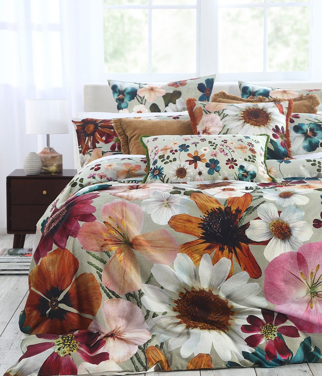 M.M Linen Duvet Cover Queen M.M Linen Multi Flowerbed Duvet Cover Set (7162235158617)