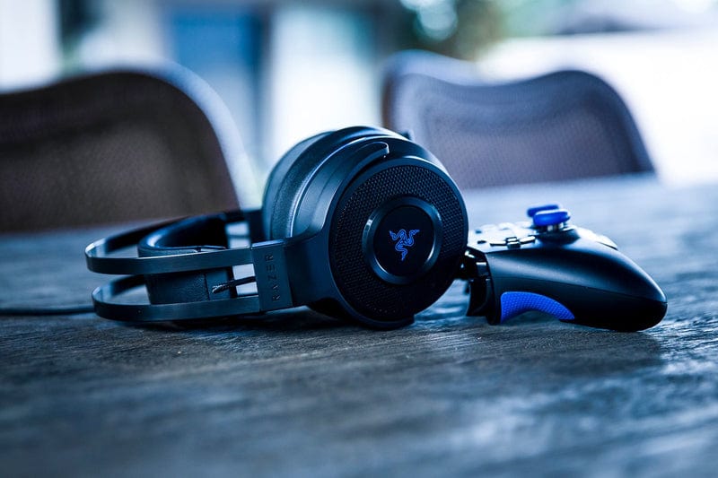 Razer - Gaming Tech Razer - Thresher 7.1 Wireless Gaming Headset, 7.1 Surround Sound with Retractable Microphone (PS4) (2061829832793)