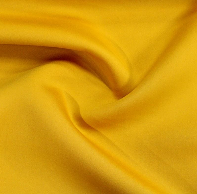 SCUBA Dress Fabrics Sandwich Scuba Fabric 150 cm (6549733867609)