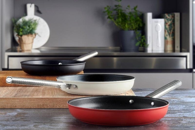 smeg FRYING PAN Smeg 28cm Frying Pan Cream CKFF2801CRM (4685564936281)