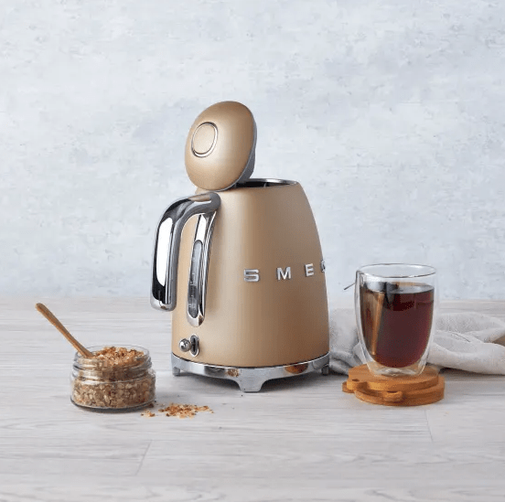 smeg KETTLE Smeg Retro Cordless Kettle 1.7 Litre Matte Champagne KLF03CHMSA (7140197040217)