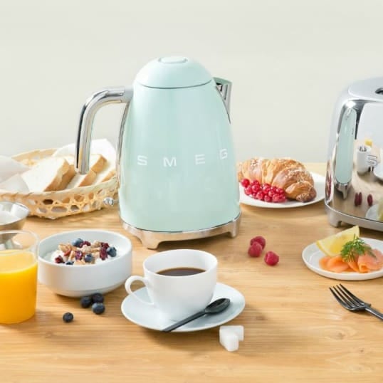 smeg KETTLE Smeg Retro Cordless Kettle 1.7 Litre Pastel Green KLF03PGSA (2061795229785)