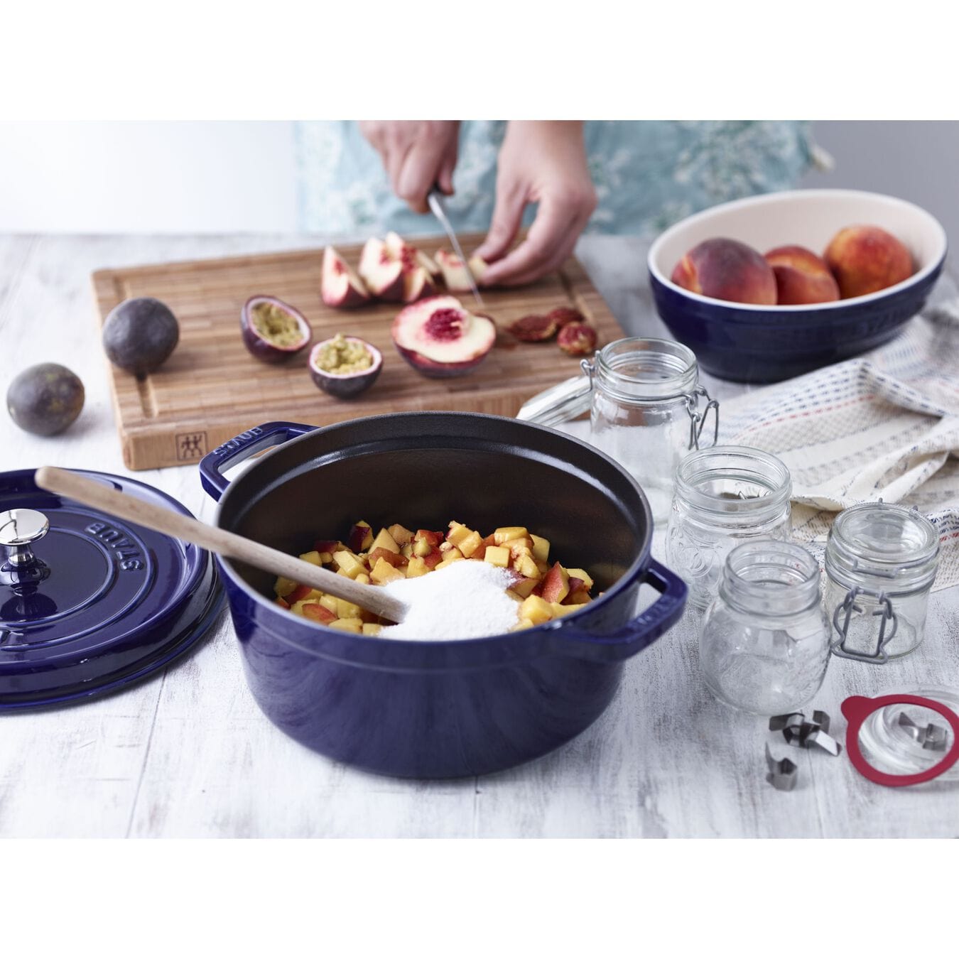 Staub CUTLERY Staub Cast Iron Casserole Round Cocotte Dark Blue 24cm STB-1102491 (7154041159769)