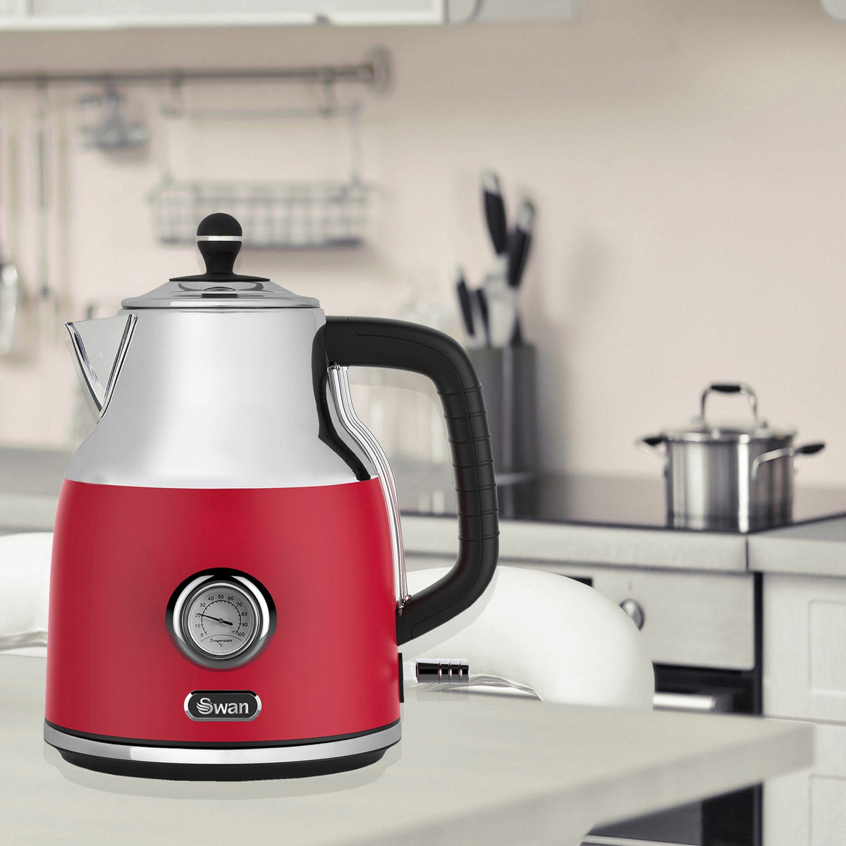 Swan TOASTER & KETTLE Swan 1,7 Litre Red Cordless Kettle with Temperature Gauge SRK42R (7229340221529)